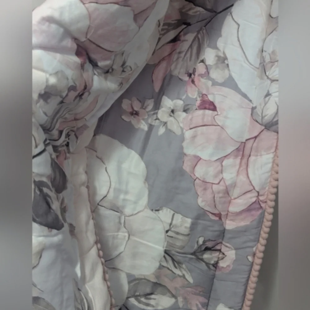LAMBS & IVY SIGNATURE BOTANICAL WATERCOLOR FLORAL CRIB COMFORTER PINK GRAY